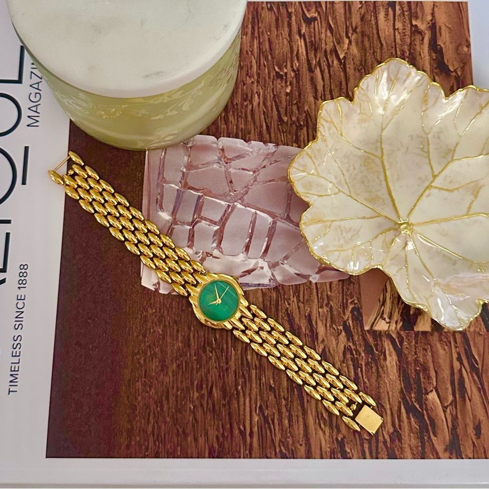 Oscar de la Renta Vintage Green Malachite Gold Tone Watch 24mm 90s